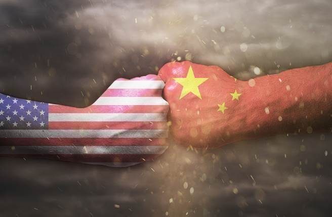 美国若对中国贸易制裁,恐伤敌七分、自损三分。 (图/取自shutterstock)